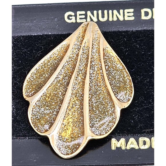 Vintage Gold Fan Earrings w/ Diamond Dust Inlay – Pierced – Made in USA - Picture 4 of 9